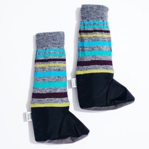 mimiTENS black classic babywearing booties 6-12m